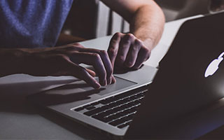 开云体育平台APP-从富安健洋的爆发到哥伦比亚的战术击溃，现代足球防守艺术的两种极致表达