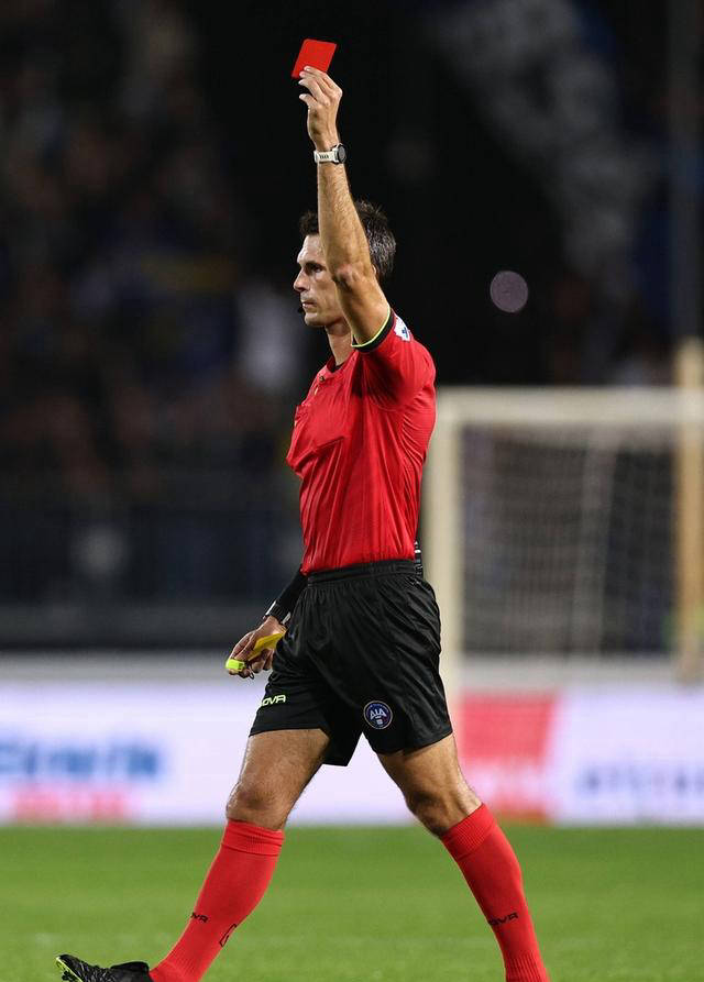 开云体育官网-国米前场进攻不力，难以取胜