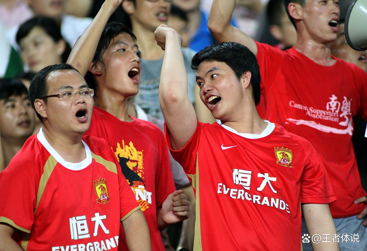 开云体育平台APP-强弱对决令人期待，中超联赛谁能笑到最后