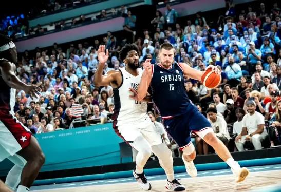 美国队在最新比赛中表现出色