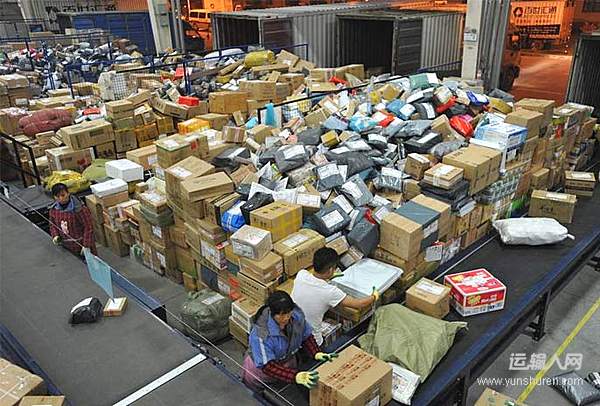 四面楚歌，球队强势备战，踩出新路的简单介绍