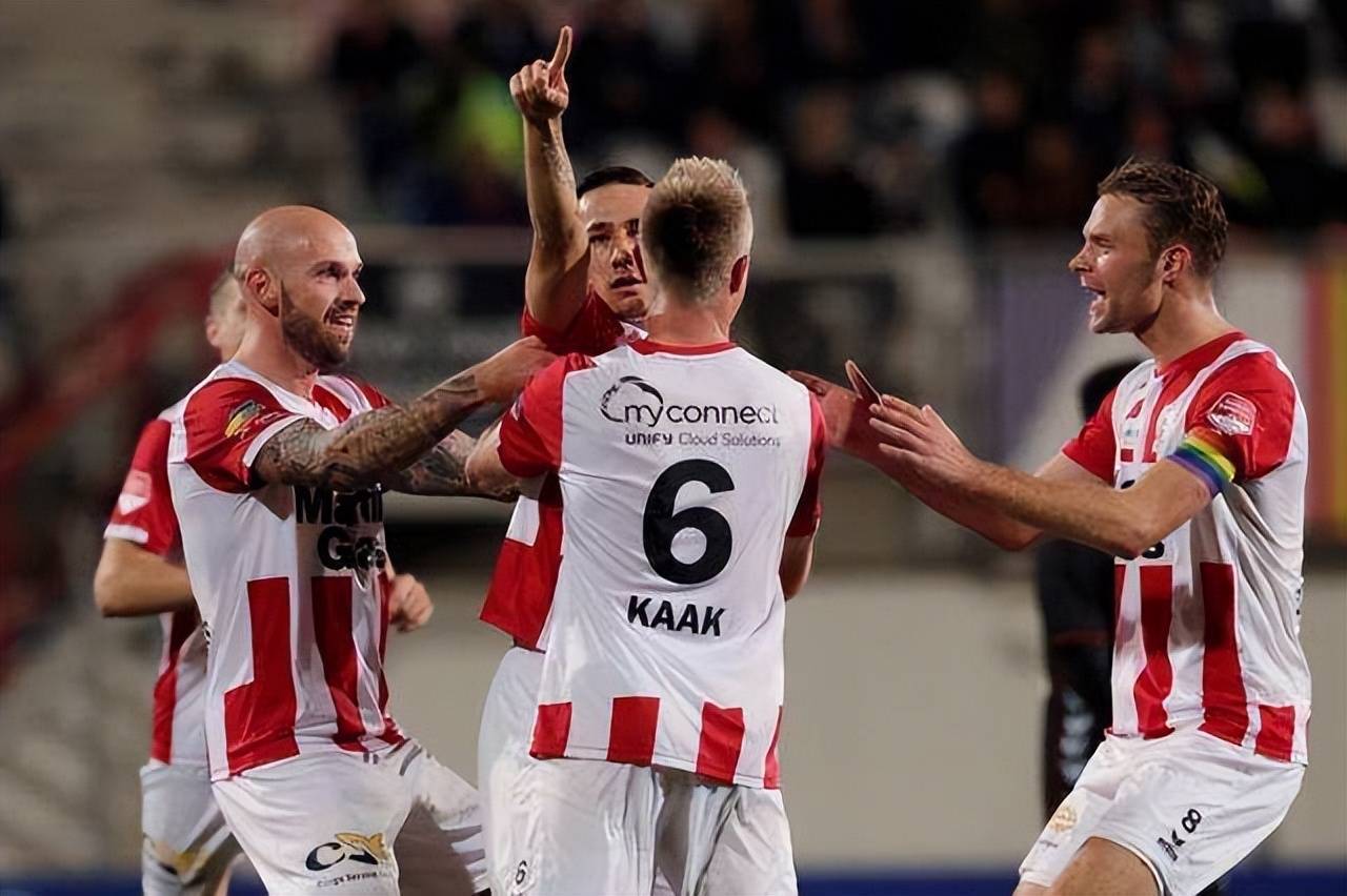 关于格拉纳达主场失利，连败加深的信息