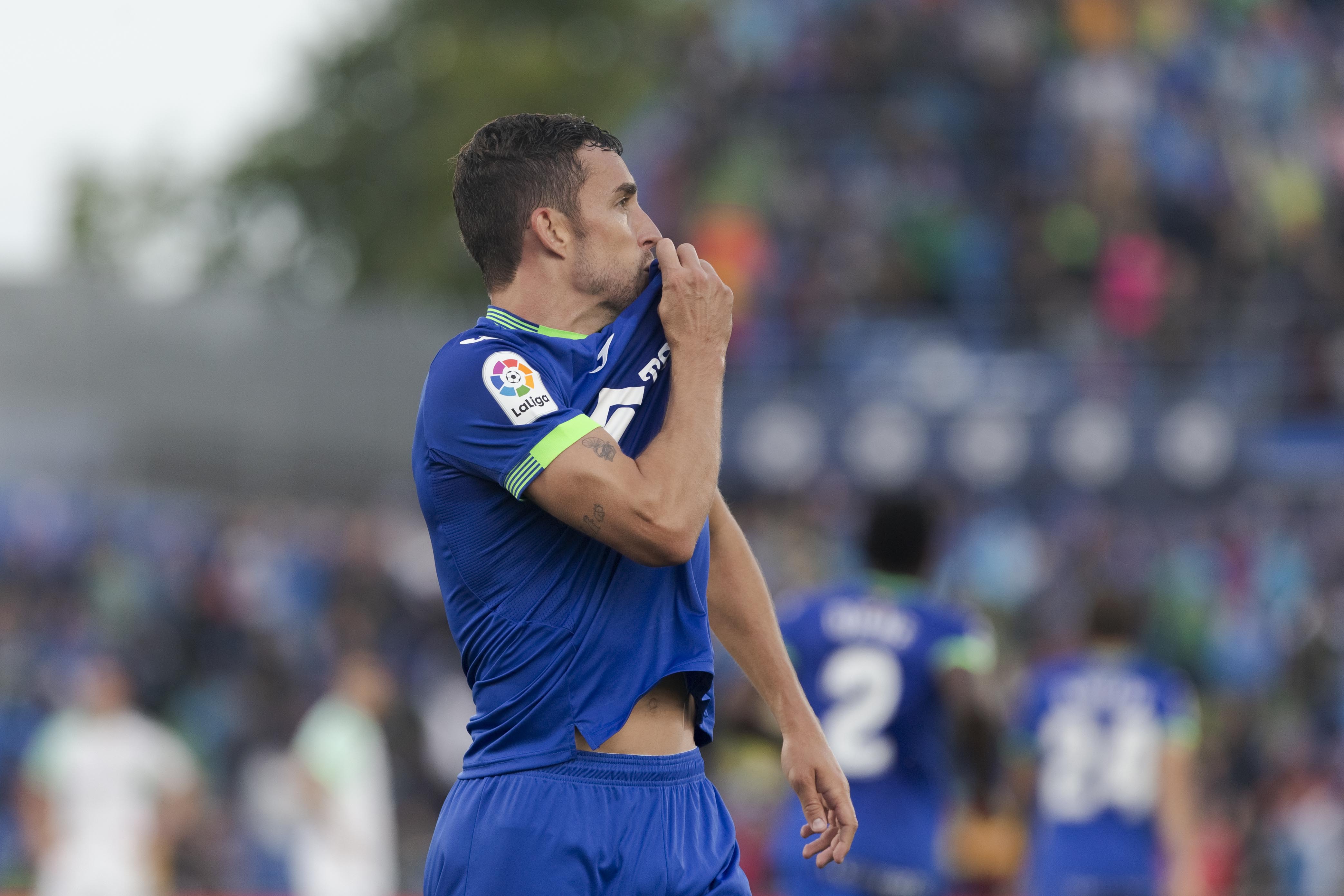 关于比赛悬念不断，现场火爆燃情的信息