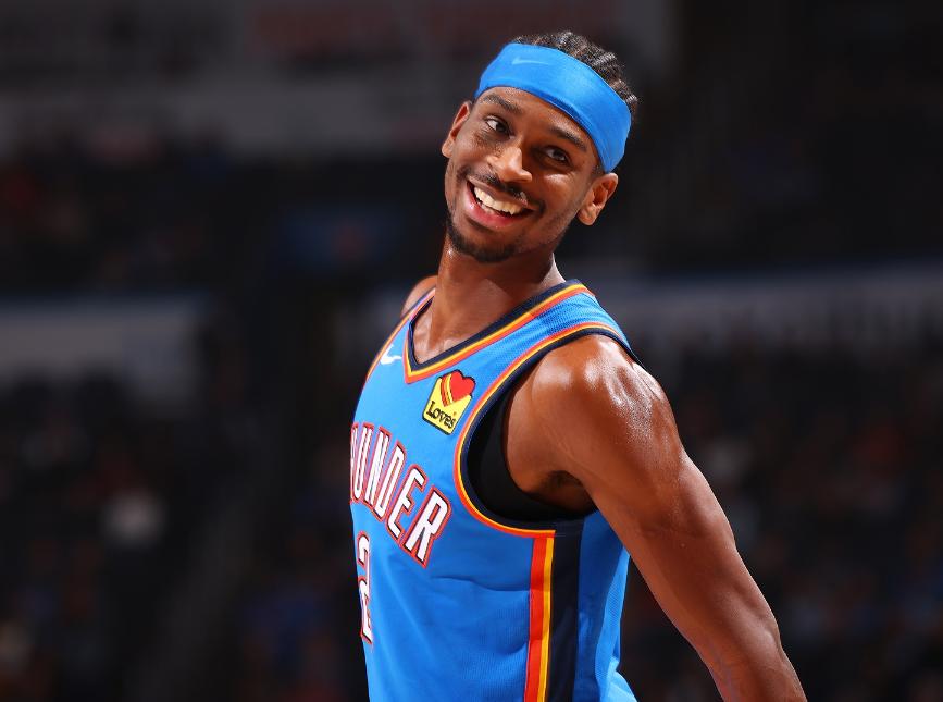 关于顶尖篮球比赛，球员实力展现无遗的信息