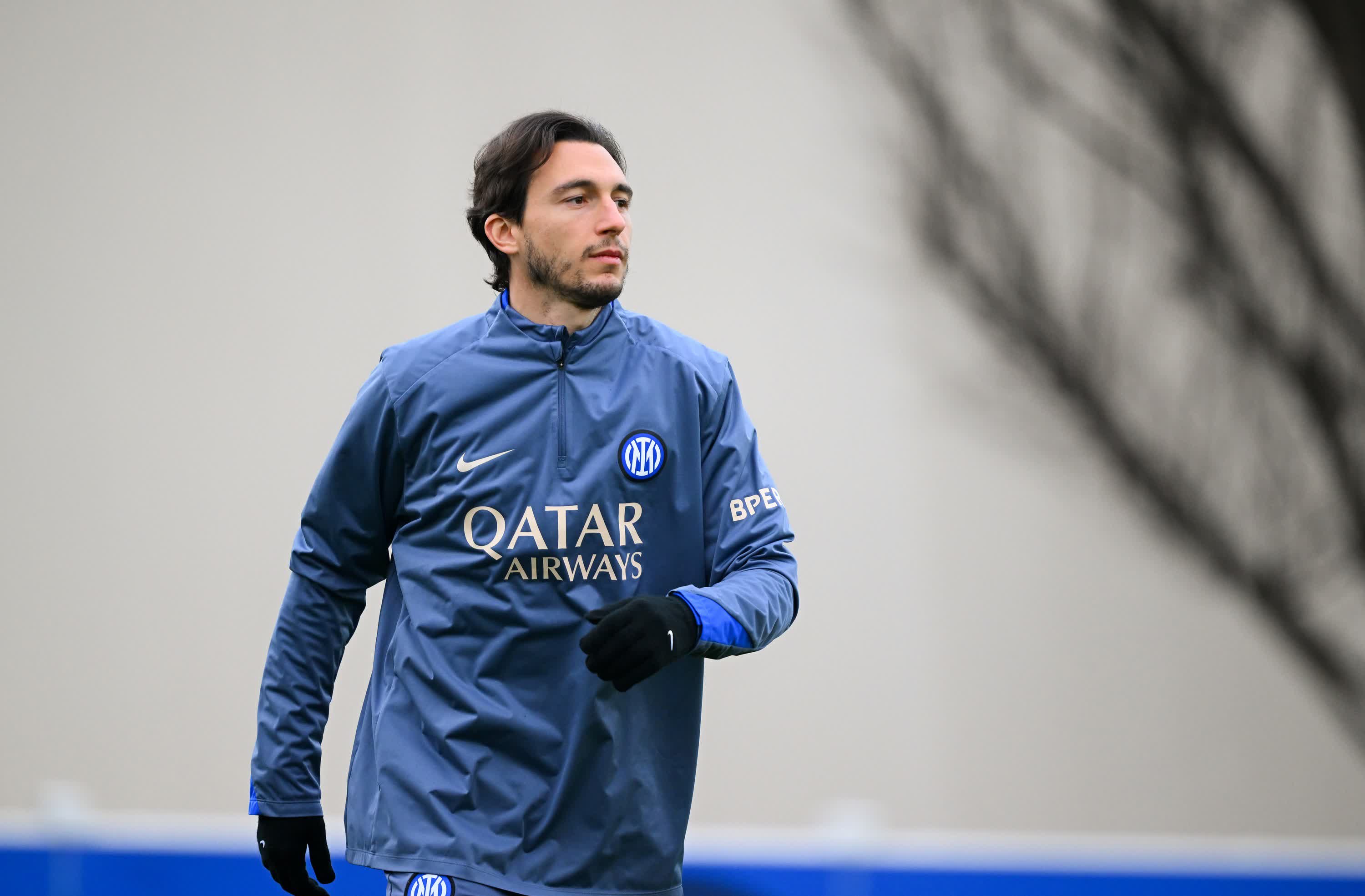 包含热刺和埃弗顿的激战，谁能胜出？的词条