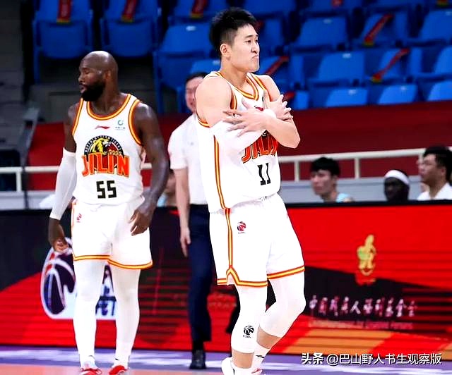 吉林队豪取胜利，击败四川队