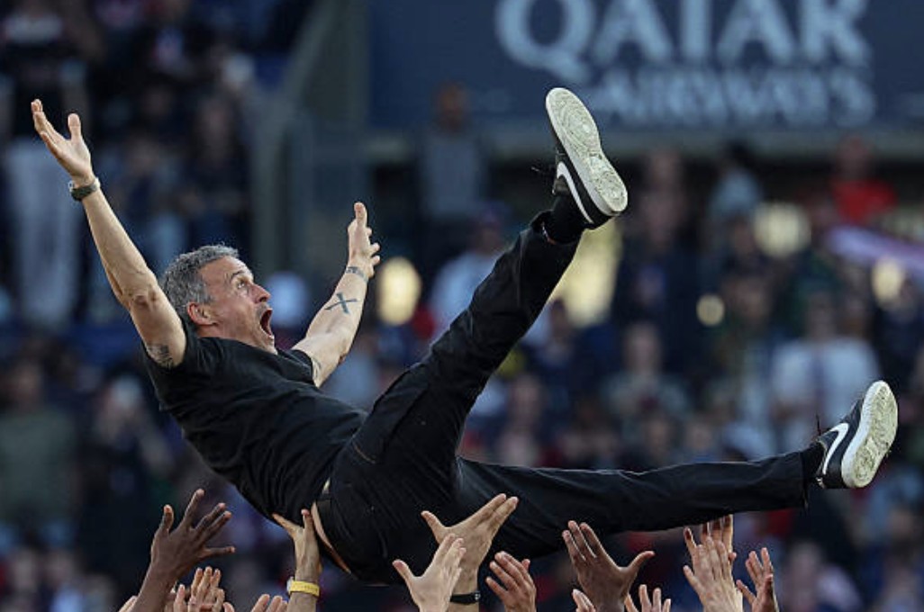 巴黎主场失利，冠军梦想遥遥无期的简单介绍