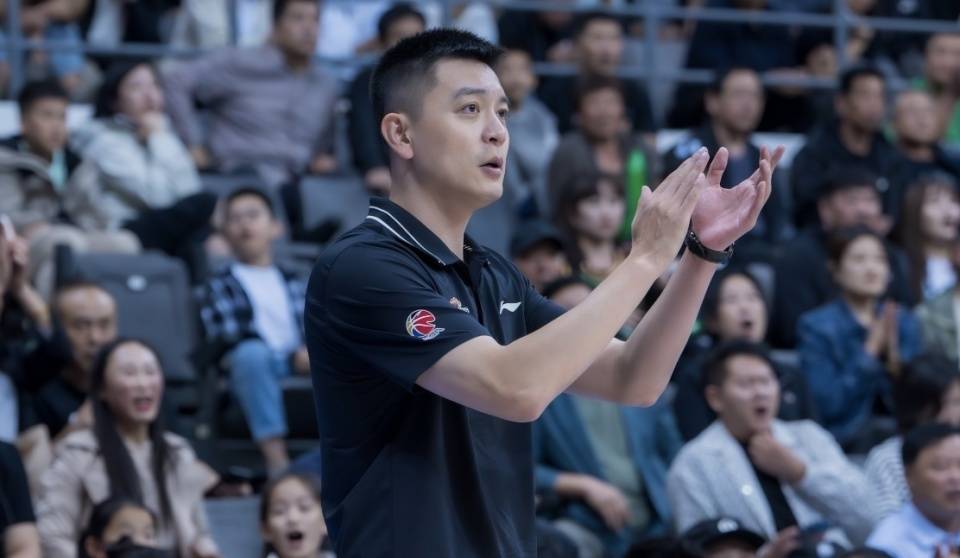 贵州男篮客场反败为胜，终结连败的简单介绍