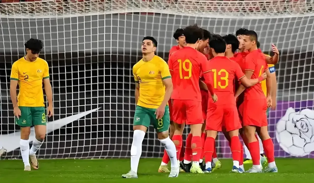 澳大利亚队在比赛中赢得胜利，斩获成功