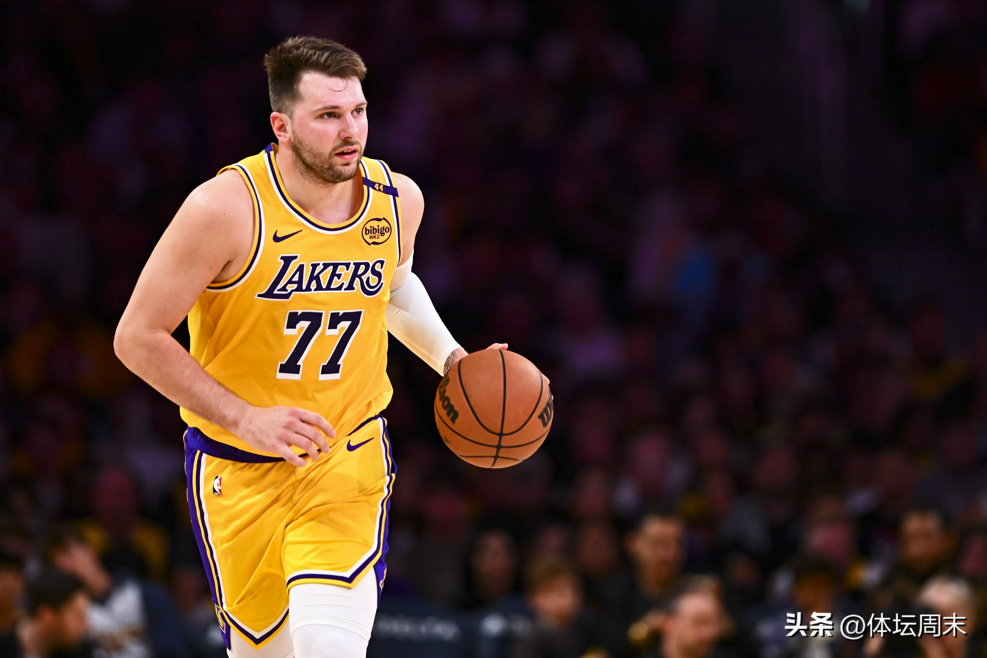 湖人队防守机器发威，连续胜出晋级季后赛