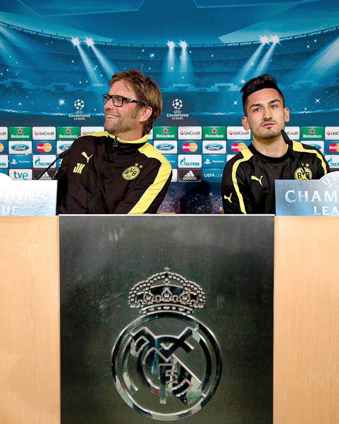 多特蒙德主场横扫摩纳哥继续冲击冠军