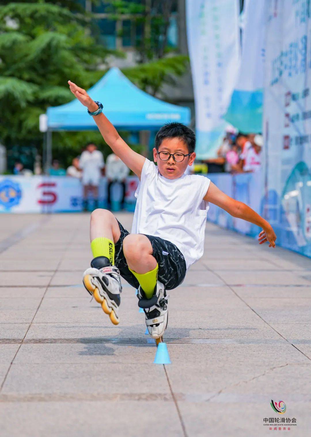 开云APP-关于决胜一击：中国轮滑选手拼尽全力的信息