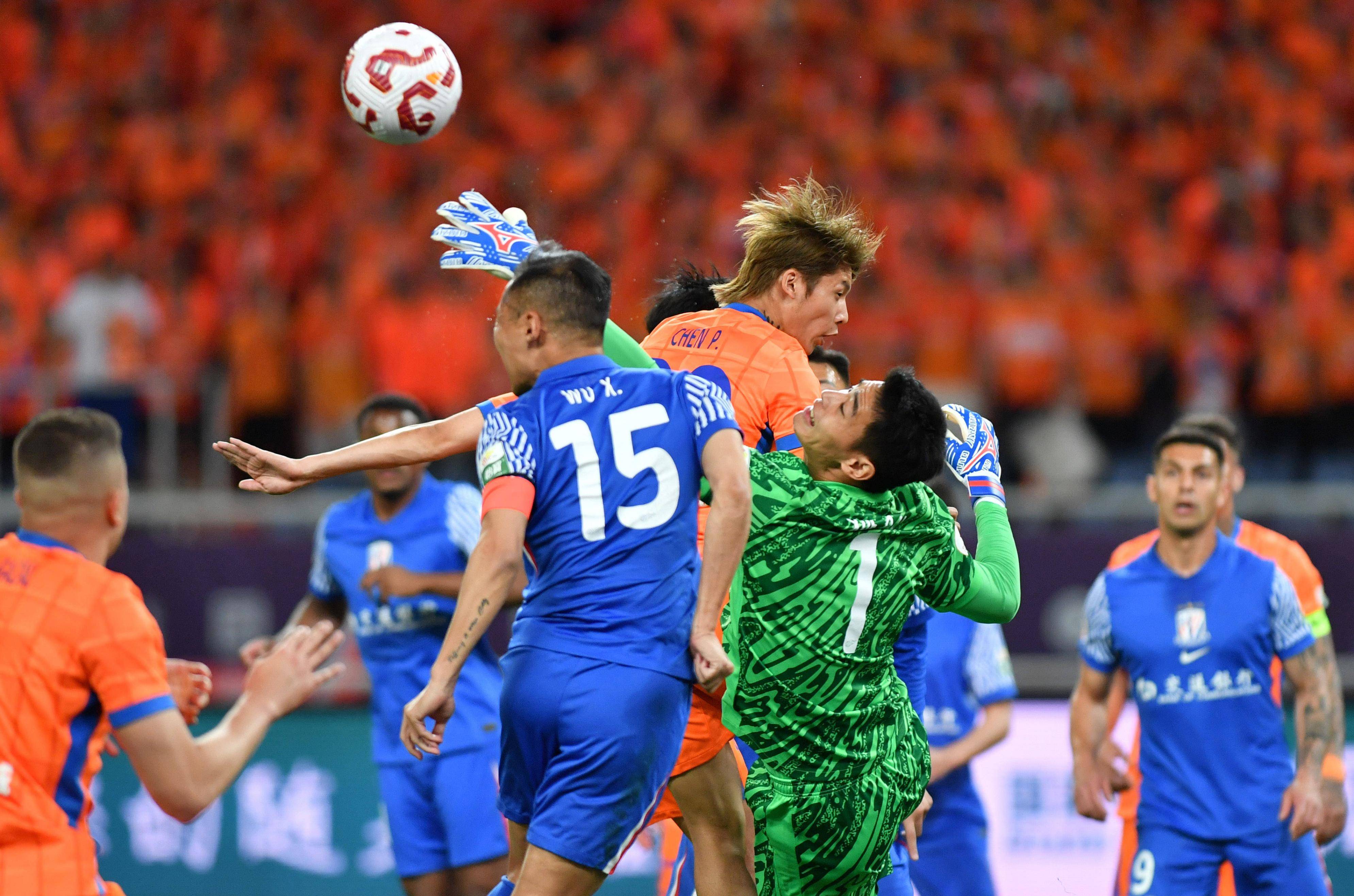 中东方选手出色表现，晋级四强