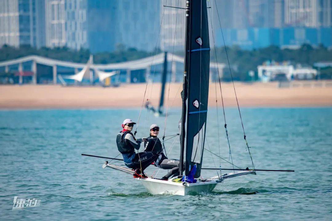 开云体育下载-瑞士选手勇夺帆船比赛男子单人艇B组金牌