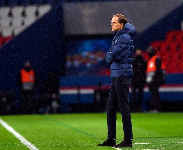 开云体育登录-巴黎圣日耳曼主帅疑似离队，球队陷入不安