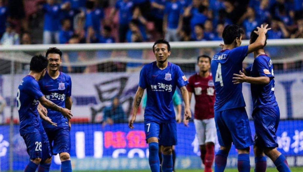 上海申花客场不敌上港，遭遇连败