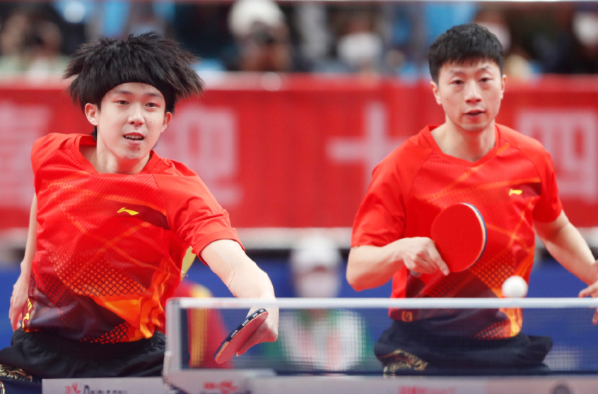 团体实力：俄罗斯橄榄球队横扫对手晋级