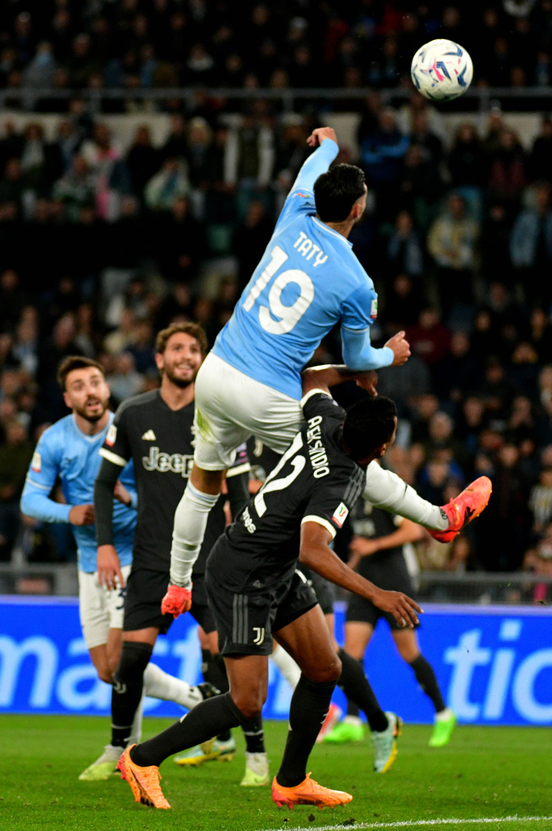 尤文翻盘英格兰，福登点燃赛场的简单介绍